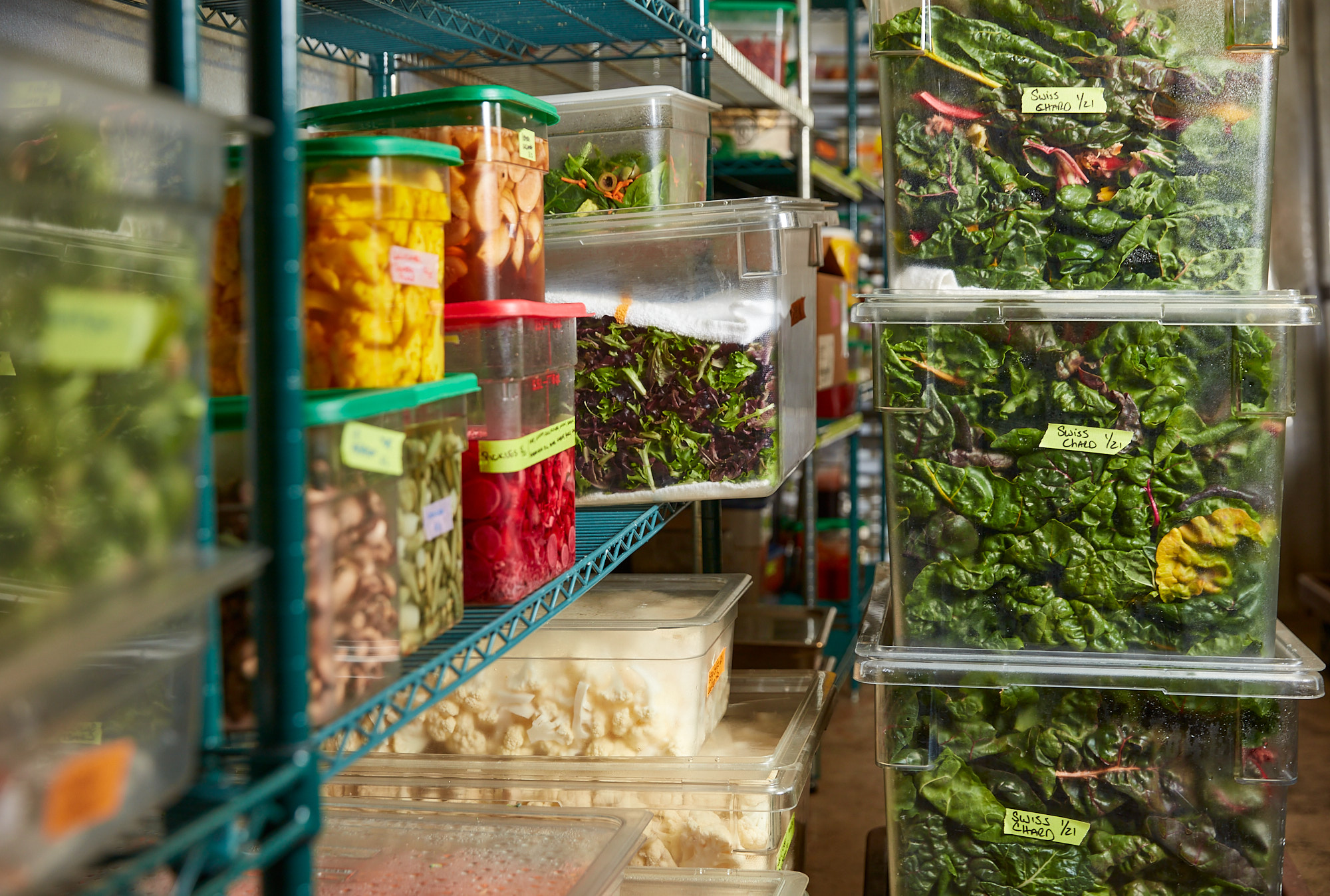 How to Reduce Carbon Footprint at Work: Start with Sustainable Office Catering